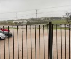 Κακοκαιρία: Κλειστοί δρόμοι στην Αλεξανδρούπολη