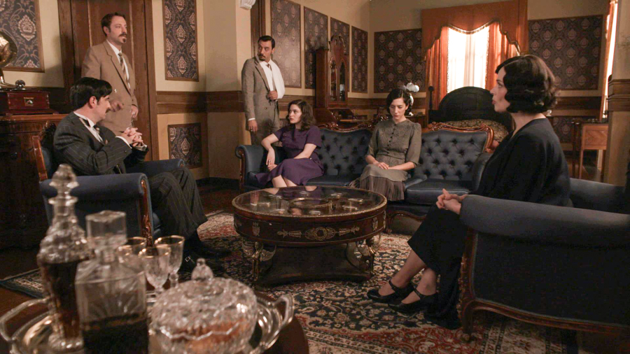 «Grand Hotel»: Διπλό επεισόδιο απόψε - Η Ελένη ορκίζεται να εκδικηθεί τον Ρήγα