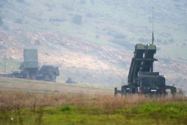 Το ΝΑΤΟ επιβεβαίωσε πως αναχαίτισε ιρανικό πύραυλο που κατευθυνόταν στην Τουρκία