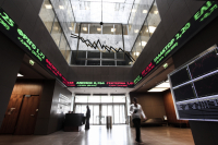 Τι δείχνουν οι αποδόσεις ομολόγων για το δημόσιο χρέος