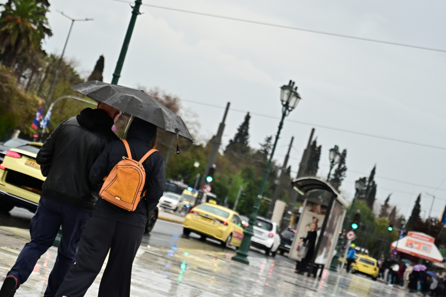 Έρχεται κακοκαιρία με βροχές για 4 μέρες - Επιστρέφει η άνοιξη πριν το Πάσχα