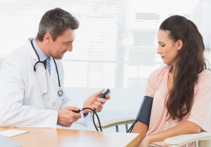 Ένας στους τέσσερις δεν γνωρίζει ότι έχει πίεση