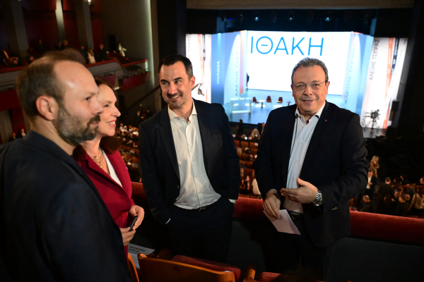 Κοινή πρωτοβουλία από Φάμελλο και Χαρίτση για το αγροτικό;