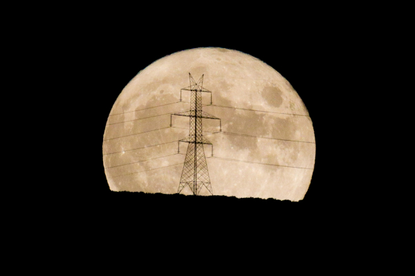 Λογαριασμοί ρεύματος: Ανακοινώνονται οι νέες τιμές ανά κιλοβατώρα -Το νέο μοντέλο των επιδοτήσεων με... «μπόνους»