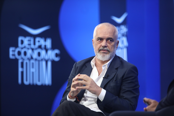 Ο Δούκας αρνείται - και σωστά- να δώσει στον Ράμα την πλατεία Συντάγματος