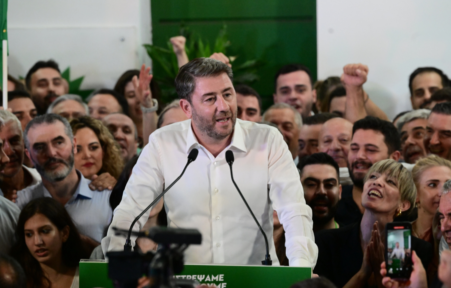 Ο βαρύς «πρωινός καφές» του ΠΑΣΟΚ