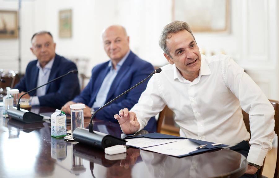 Greek NGOs Urge Prime Minister to Defend Civil Society Against Political Attacks