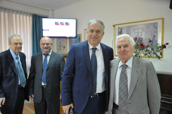 Θεοδωρικάκος: Η κυβέρνηση στηρίζει με πράξεις την πολύτεκνη οικογένεια