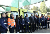 Παράδοση 10 ασθενοφόρων στο ΕΚΑΒ από το Υπουργείο Εθνικής Οικονομίας και Οικονομικών