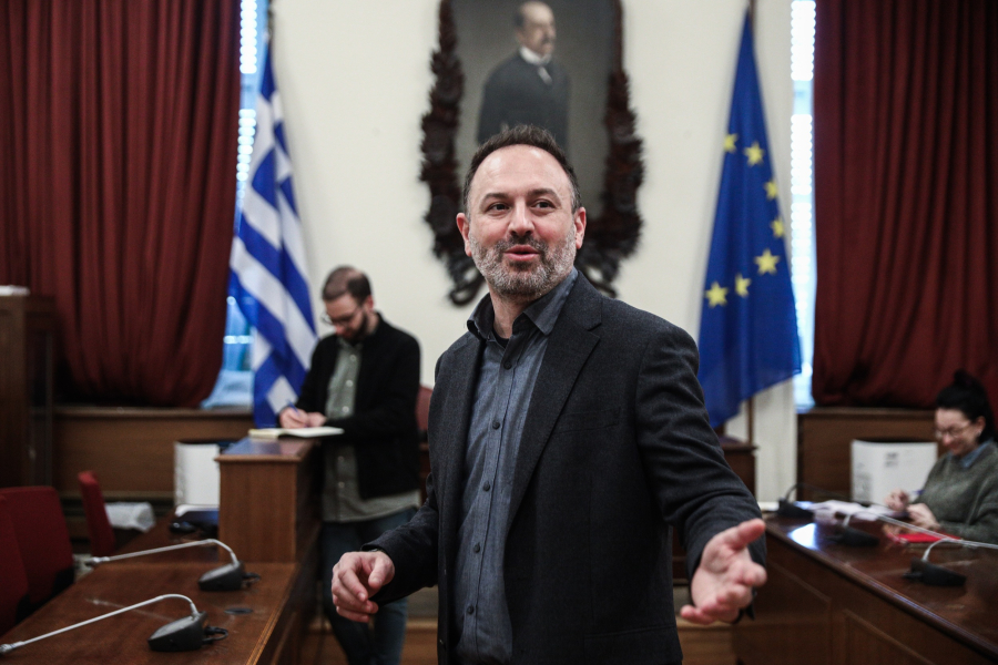 Έκπληξη με Καρπόζηλο