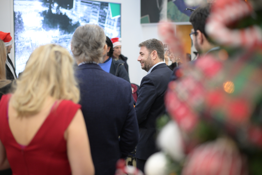 Αθόρυβος εμφύλιος στο ΠΑΣΟΚ