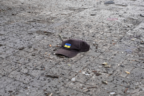 Τραμπ για ρωσικό πλήγμα στη Σούμι: «Έκαναν φρικτό λάθος», αλλά δεν κατονομάζει τη Ρωσία