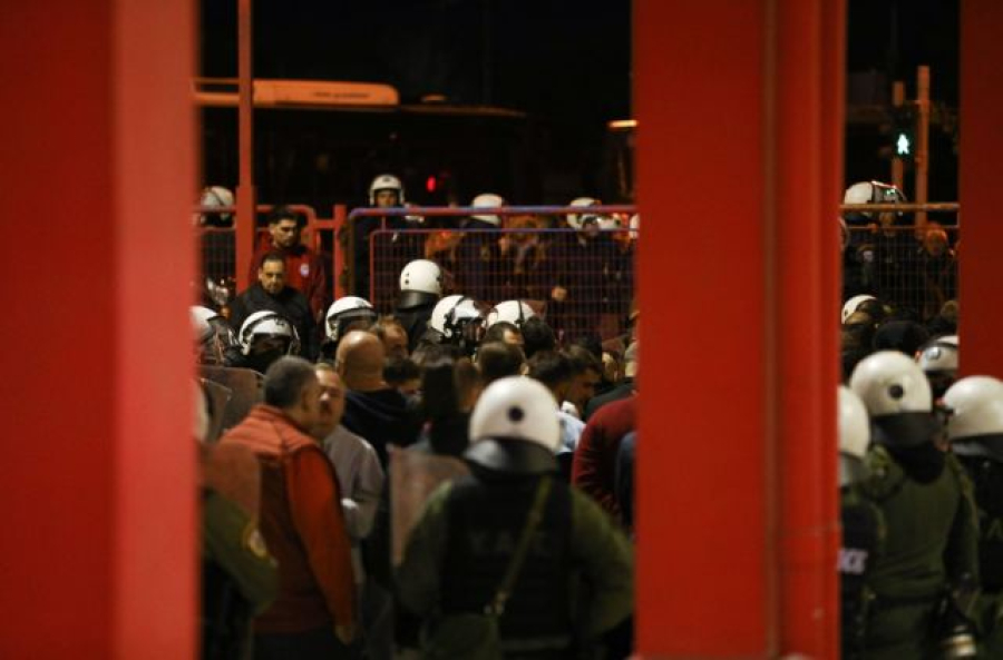 Δολοφονία Λυγγερίδη: Σε διαθεσιμότητα πυροσβέστης για εμπλοκή στα επεισόδια στο Ρέντη – Τον «πρόδωσε» ο σκούφος