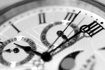 Πλησιάζει η αλλαγή ώρας 2024: Πότε γυρνάμε τα ρολόγια μία ώρα μπροστά