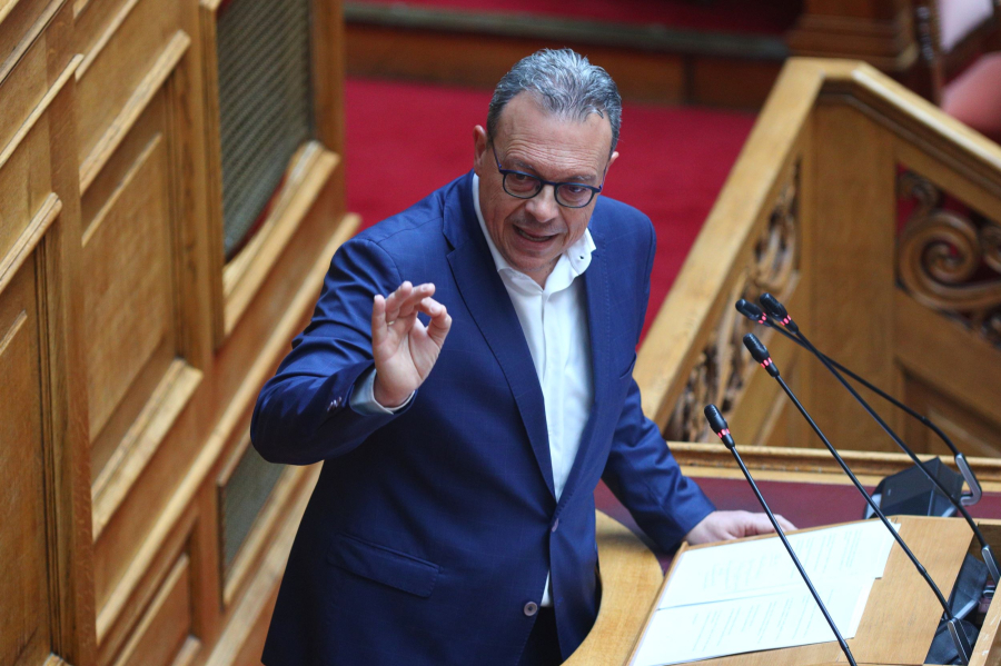 Νέα «καρφιά» Φάμελλου για Τέμπη: Σχέδιο συγκάλυψης μέσα από το Μαξίμου