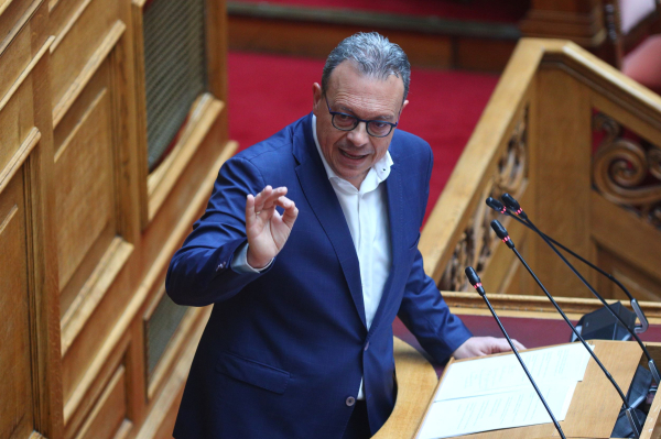 Νέα «καρφιά» Φάμελλου για Τέμπη: Σχέδιο συγκάλυψης μέσα από το Μαξίμου