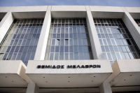 Σφοδρές αντιδράσεις για την ευθεία παρέμβαση Φλωρίδη σε εκκρεμή δικαστική υπόθεση