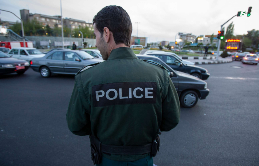 Ιράν: 35 συλλήψεις σε «σατανιστική» συγκέντρωση - Βρέθηκαν «σύμβολα του σατανισμού, αλκοόλ και ναρκωτικά»