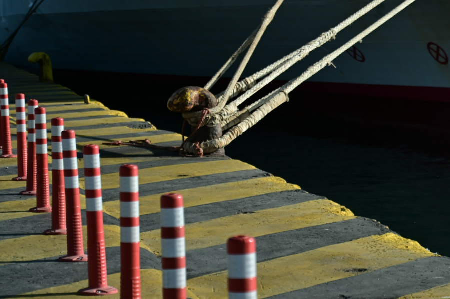 Απεργία: Δεμένα τα εμπορικά πλοία στις 11/12, τα αιτήματα της ΠΕΝΕΝ