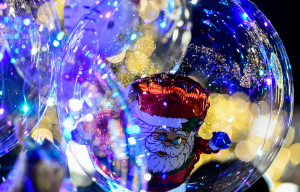 Εορταστικό ωράριο: Πότε ξεκινάει - Ποιες ώρες είναι ανοιχτά τα μαγαζιά