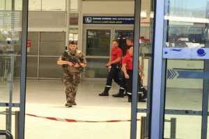 Εκκενώθηκε το αεροδρόμιο Ορλί στο Παρίσι, ένας νεκρός έπειτα από πυροβολισμούς