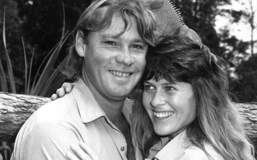 Το 1994, ο Steve και η Terri Irwin αγόρασαν 3.500 στρέμματα γης και φύτεψαν 44.000 δέντρα για να σώσουν τα κοάλα