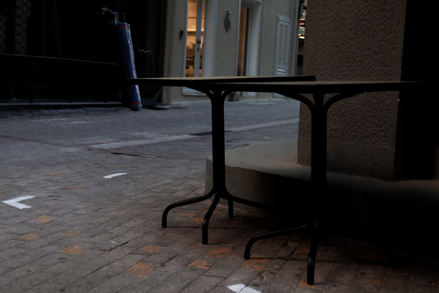 Δήμος Αθηναίων: Νέα «λουκέτα» σε καταστήματα, για κατάληψη κοινόχρηστου χώρου - Οι περιοχές