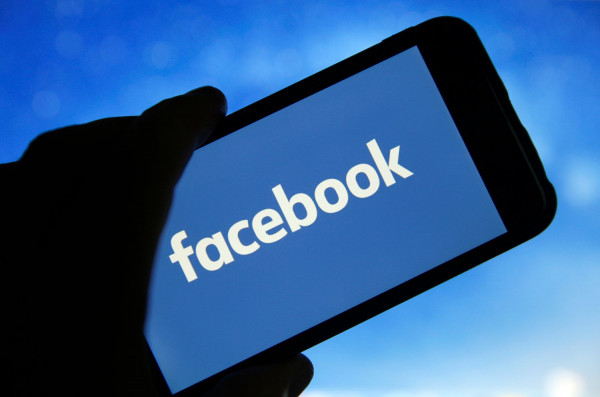 Το Facebook ετοιμάζει νέα καρτέλα - Τι θα προσφέρει στους χρήστες
