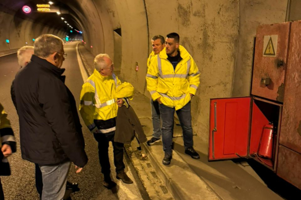 Σε σήραγγα της Εγνατίας ο Νίκος Ταχιάος - Επιθεώρηση μετά από περιστατικό με φωτιά σε όχημα