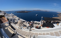 Τουρισμός: Λιγότερες αφίξεις τον Ιούλιο – Πτώση από Γαλλία και ΗΠΑ, αλλά άνοδος των εσόδων