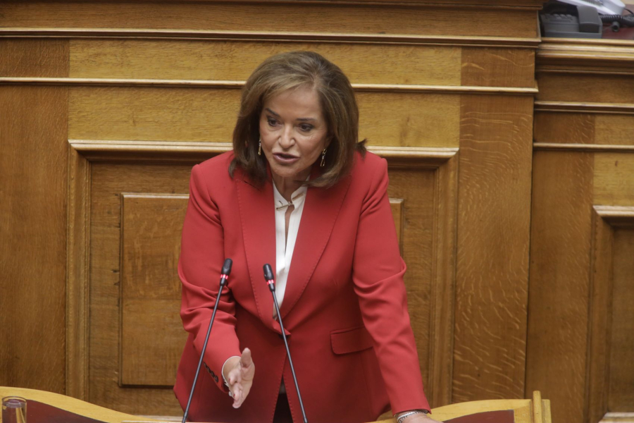 Μήνυμα Μπακογιάννη σε Σαμαρά για την τροπολογία Καιρίδη - Θετική και στην τεκνοθεσία από ομόφυλα ζευγάρια