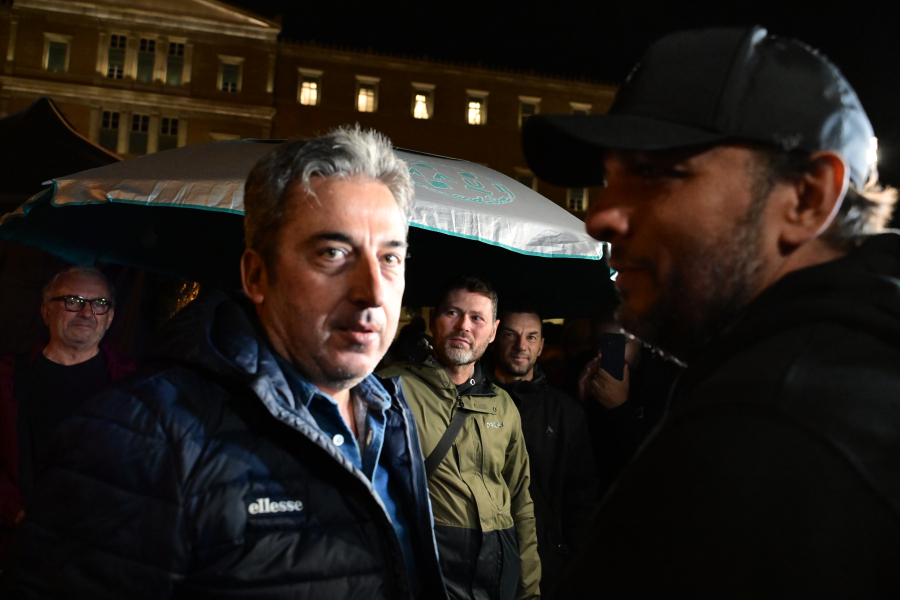 «Ντροπή για τη Δικαιοσύνη»: Ο Παύλος Ασλανίδης καταγγέλλει τον τρόπο αντιμετώπισης των θυμάτων των Τεμπών