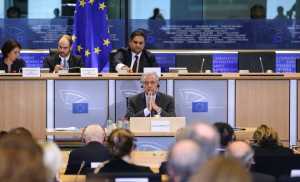 Αβραμόπουλος: «Δεν αποκλείω κυβέρνηση συνεργασίας ΝΔ - ΣΥΡΙΖΑ»