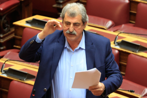 Μήνυμα Πολάκη στο εσωτερικό του ΣΥΡΙΖΑ: «Ναι» στη συνεργασία με πρόγραμμα, όχι στην «πασαρέλα προσώπων»