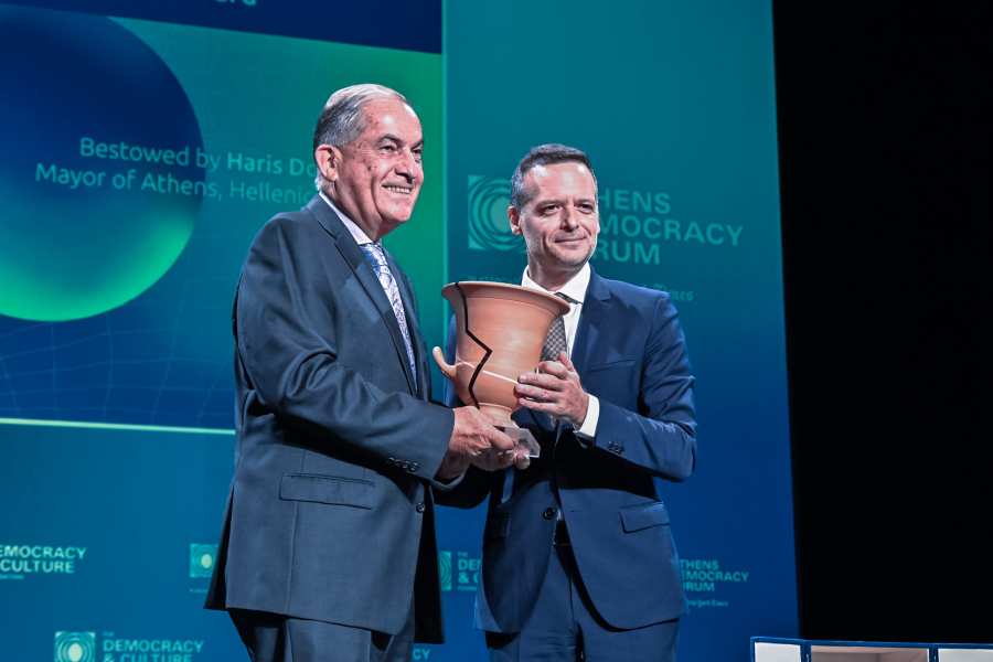 Χάρης Δούκας: Τιμή για την πόλη μας η βράβευση του Γκίντεον Λεβί