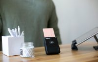 Εκρηκτική άνοδος στη χρήση IRIS: Πόσο συχνά πληρώνουμε έτσι μέσα στην ημέρα