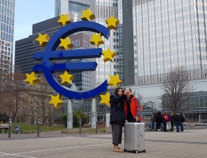 Ευρωζώνη: Την καλύτερη επίδοση 17 ετών σημείωσαν οι μεταποιητικές επιχειρήσεις τον Νοέμβριο