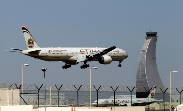 Σαουδική Αραβία: Etihad και Qatar Airways ακυρώνουν πτήσεις προς και από αεροδρόμια της χώρας