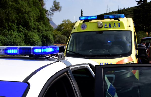 Αυτοκίνητο παρέσυρε παιδάκι στη Βέροια - Το όχημα πέρασε από πάνω του