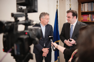Ντάισελμπλουμ: Η ελληνική προεδρία στο Eurogroup δείχνει τη μεγάλη πρόοδο της χώρας