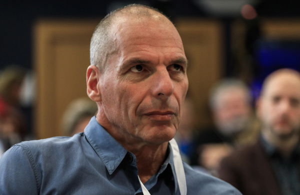 Επίθεση Βαρουφάκη: Στον εισαγγελέα ο 17χρονος που συνελήφθη