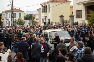 Λέσβος: Για 3η μέρα στους δρόμους οι κτηνοτρόφοι για τον αφθώδη πυρετό