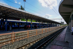 Διακοπή της σιδηροδρομικής κυκλοφορίας και της ηλεκτροδότησης στο τμήμα Λάρισα – Ραψάνη λόγω φωτιάς