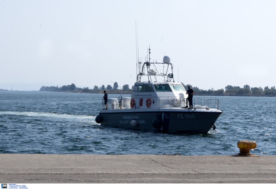 Πάτμος: Καταδίωξη διακινητών, προειδοποιητικές βολές από το Λιμενικό