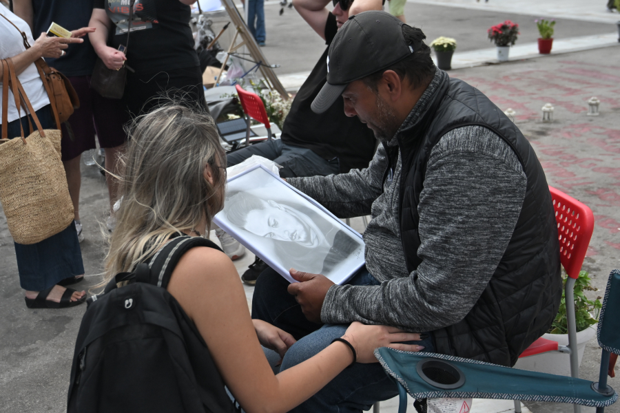 «Πατέρας δίπλα σε πατέρα»: 4η ημέρα απεργία πείνας για τον Πάνο Ρούτσι, στο πλευρό του ο κ. Δημήτρης