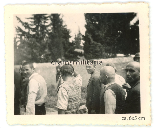 Rare Photographs From Nazi-Era Execution in Greece Spark Historical and Ethical Debate