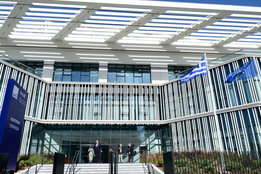ΑΑΔΕ: Χωρίς φόρους και τέλη οι συμφωνίες διαμεσολάβησης – Τι αλλάζει από το 2027