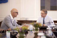 Συνάντηση Μητσοτάκη με τον CEO της Telekom – Στο επίκεντρο η επέκταση των δικτύων οπτικών ινών και 5G