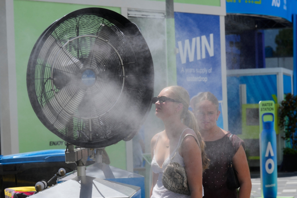 Πώς να δροσίσεις ένα δωμάτιο γρήγορα χωρίς air condition