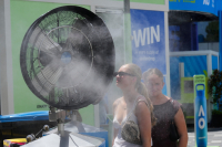 Πώς να δροσίσεις ένα δωμάτιο γρήγορα χωρίς air condition
